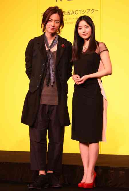 石原さとみ、モード誌で妖艶な表情が開花