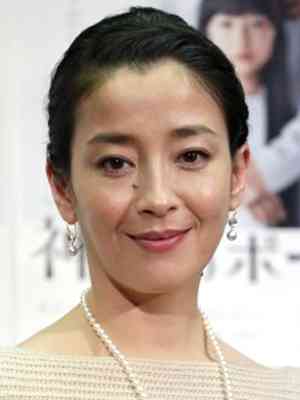 代役・宮沢りえ、間に合わず…天海祐希降板の舞台、上演再開を延期へ