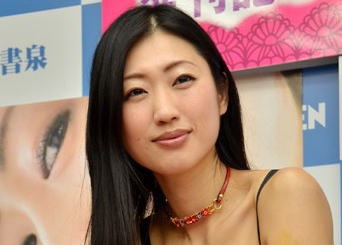 モード系メイクの壇蜜がとても美人 ガールズちゃんねる Girls Channel