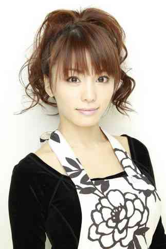 美人料理研究家・森崎友紀（33）3年ぶりの“熟成”ビキニ姿を披露