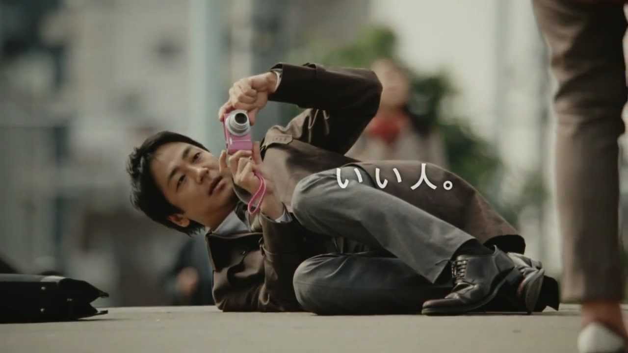 大森南朋 橋本愛 CM BOSS 贅沢微糖 写真篇 30s - YouTube