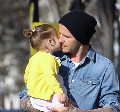 ベッカムの愛娘ハーパーちゃんが可愛すぎる( ´Д｀)=3