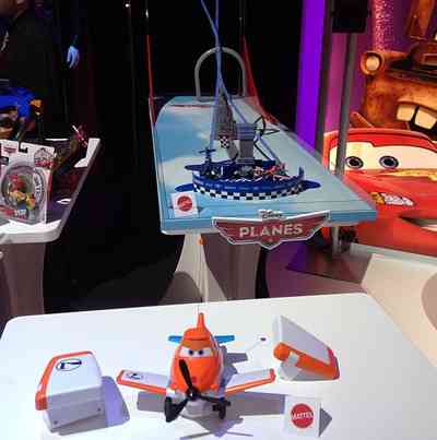 ディズニーの最新アニメ、飛行機が主人公の『プレーンズ』が公開決定！『カーズ』の世界が空に！