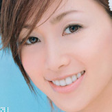 酒井法子元夫、皿洗いバイトをクビに!?　「裏路地で怪しい男に金を」との目撃談｜サイゾーウーマン