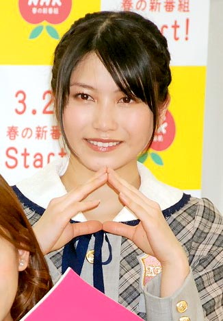 AKB48横山由依、「調剤事務管理士」資格取得でファンと万歳三唱
