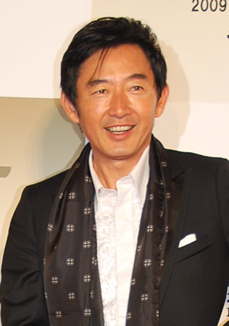石田純一　父が国際手配されたローラを気遣う「心配です」