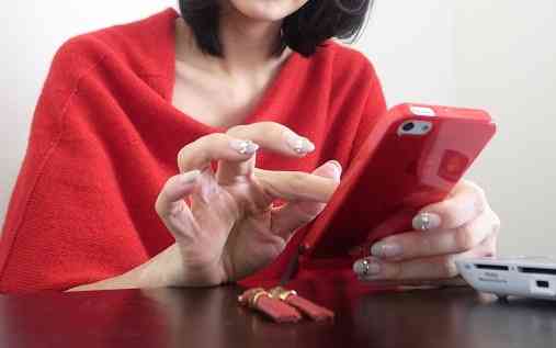 携帯電話を2時間以上放置できない10代女子が45.1%