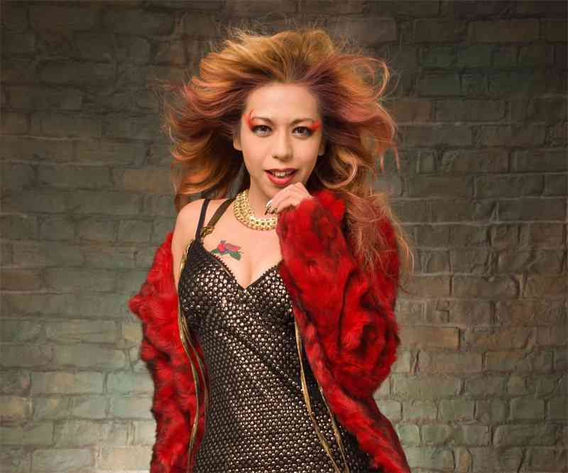 寺田恵子、来月50歳「老いていくのか戦っていくのか…自分との戦い」