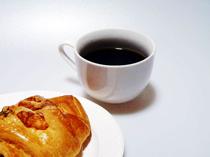 衝撃の事実！「眠気覚ましにコーヒー」は逆に眠くなる