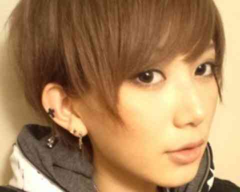 元AKB48河西智美、金髪姿にオタから「金髪ゴリラ」と酷評　女性視聴者からは「かわいい！」「マネしたい」と支持を集める