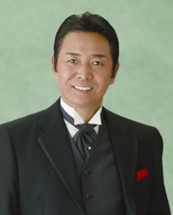 英ウィリアム王子とキャサリン妃の赤ちゃんの名前が「ジョージ」に→山本譲二に取材殺到