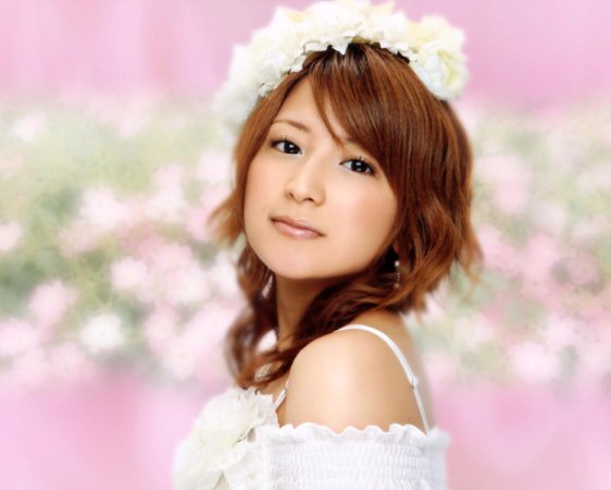 テレビで「不倫」を推奨？ 「恋愛ゲーム」のCMはどこまで許される？