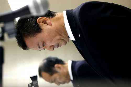 肌にまだら症状 の訴え2250人に カネボウ化粧品 ガールズちゃんねる Girls Channel