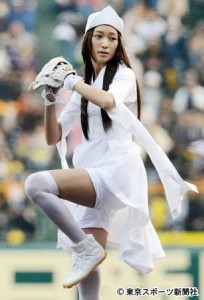 杏が新ドラ「幽かな彼女」の幽霊姿で始球式に登場 | 東スポＷeb – 東京スポーツ新聞社