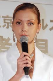 土屋アンナ舞台中止、原案著者の濱田朝美氏「舞台化許可していない」「土屋アンナは全くの無実」