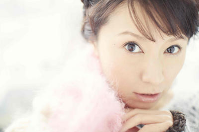 “あみーゴ”から大人の“あねーゴ”へ……鈴木亜美「良い感じに笑いシワが出来れば」 | RBB TODAY