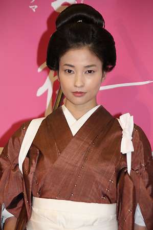 黒木メイサ「私をイジってください」