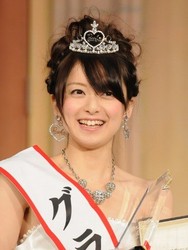 ミスキャンパスの頂点を決めるMiss of Miss 2012 グランプリは立命館大学2年の高橋加奈代さん