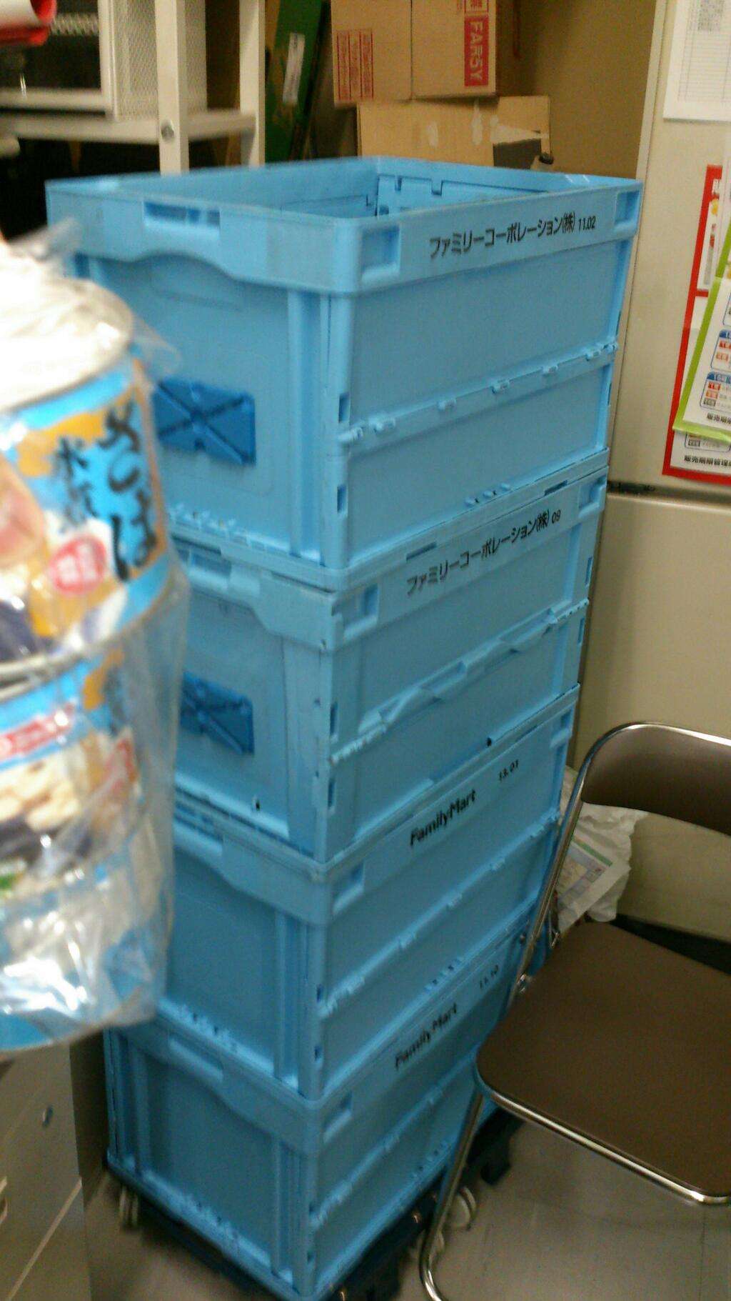 【ツイッター】コンビニ店員「発注ミスで鯖缶が大量に来ました。お願いです、買ってください」
