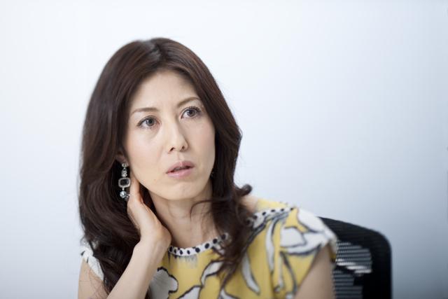 小島慶子、30日未明に自身のツイートを全削除→心配の声→１日で再開し自著の宣伝ｗｗ