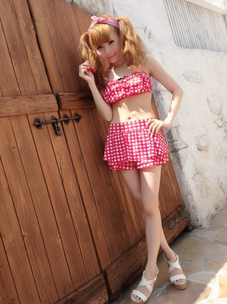 ビーチで見かける「ちょっと痛い」女性の特徴ランキング