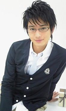 夏が似合う若手俳優ランキング 1位「三浦春馬」2位「向井理」