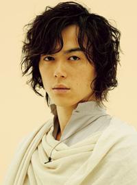 塩谷瞬、入院と手術を報告「今は少しずつ回復」「早く芝居演りたい」
