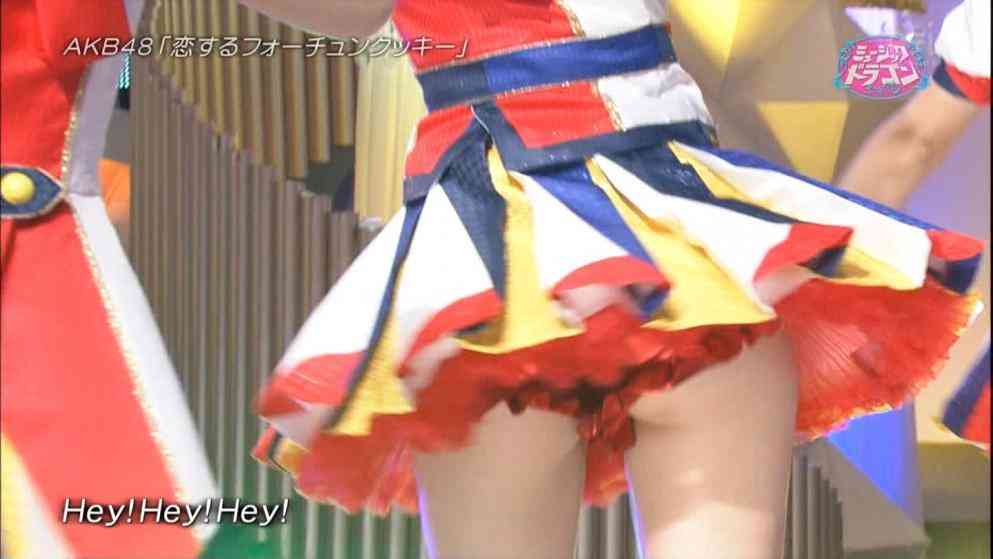 SKE48松井玲奈、テレビでお尻丸出しに！