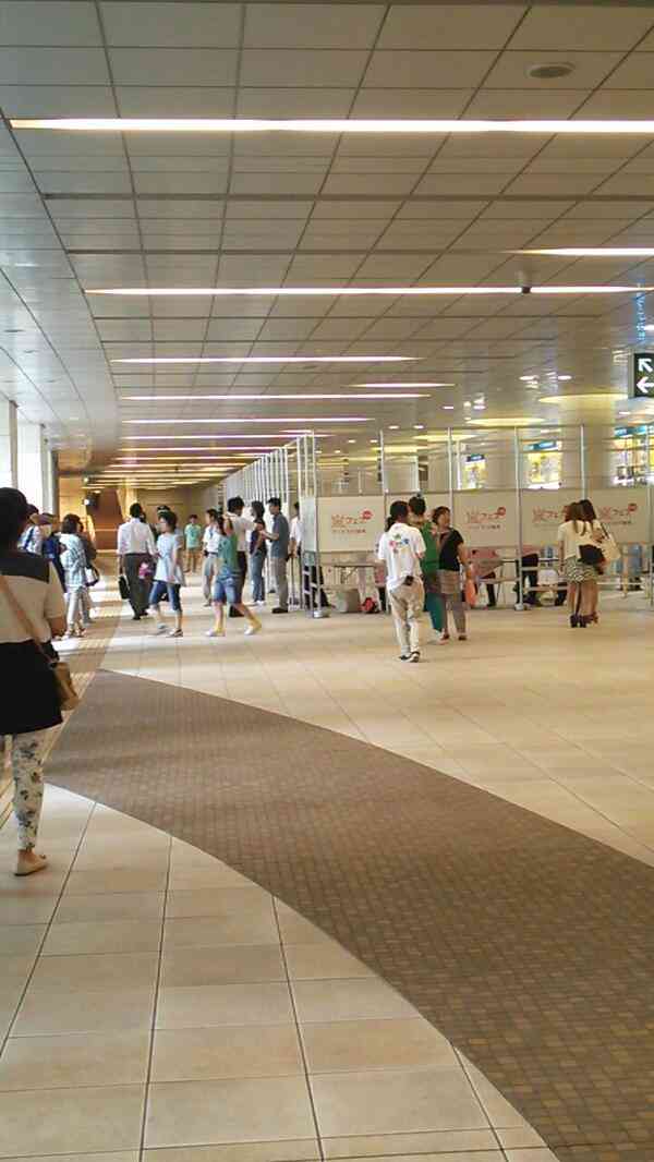 アラフェスでの嵐のグッズが登場