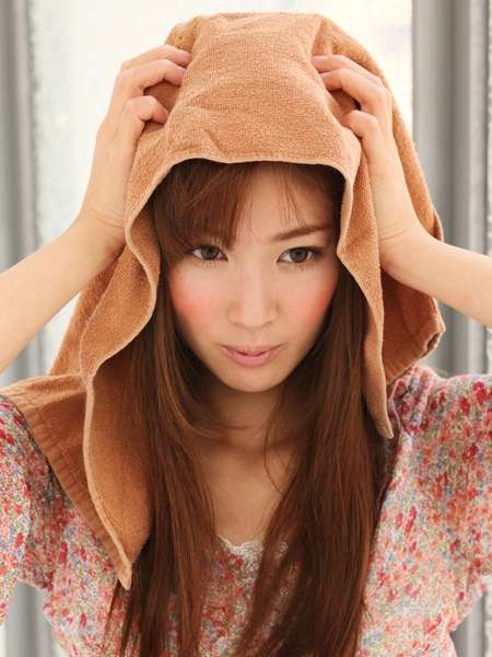 優木まおみ、ドSな旦那に不満？「チューを避けられる」
