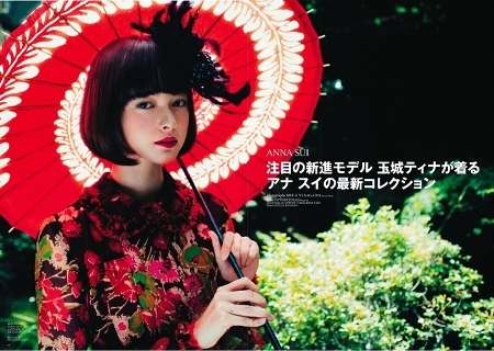 「美少女すぎて息ができない」と話題のモデル、「SLY」新作で新たな魅力を開花