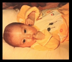 蛯原友里、赤ちゃんショット公開で「美人」「お人形さんみたい」の声 - モデルプレス