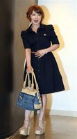 矢口真里、２カ月の沈黙と復帰シナリオ　おわびヌード、“小悪魔”路線…