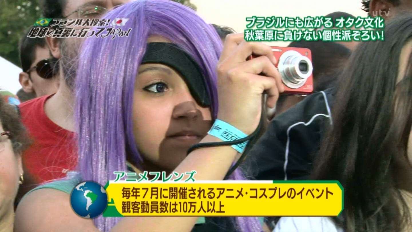 美人と話題のAKB48入山杏奈のゴスロリコスプレ姿をご覧ください