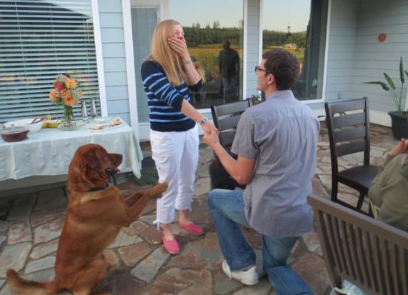 ペットは飼い主に似る?飼い主と同じポーズをとるワンコたちww