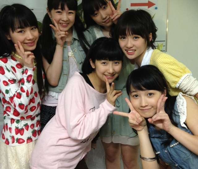 モーニング娘。が看板で自己紹介する程に…　世間の知名度が低い現状