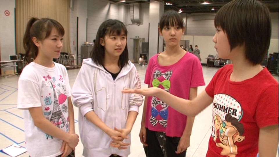 モーニング娘。が看板で自己紹介する程に…　世間の知名度が低い現状