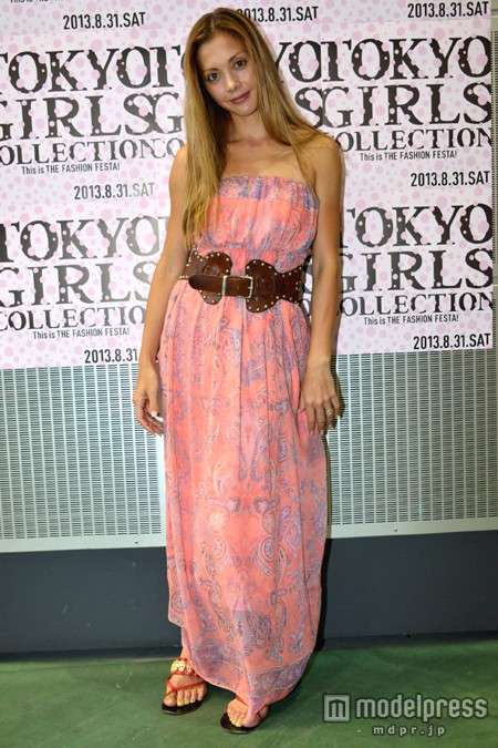 土屋アンナ、美しすぎるすっぴんで美肌の秘訣＆子育てについて語る
