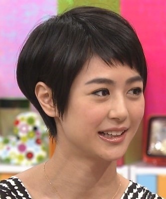 木下優樹菜の眉毛が太すぎるwww