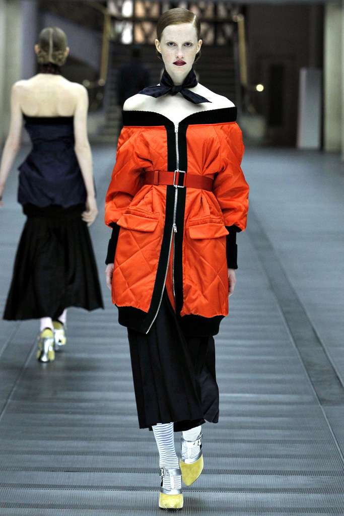 今秋冬のファッションは「デカダンエレガンス」が流行る?!