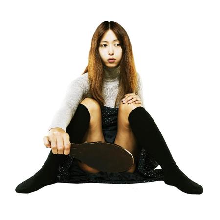 岩佐真悠子、初フルヌード！自らの女性器を手鏡でのぞき込んだり全裸で全力疾走も…映画「受難」