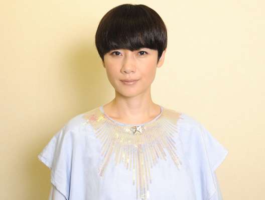 モーニング娘。のイベント写真に幽霊が写ってる((((;゚Д゚)))