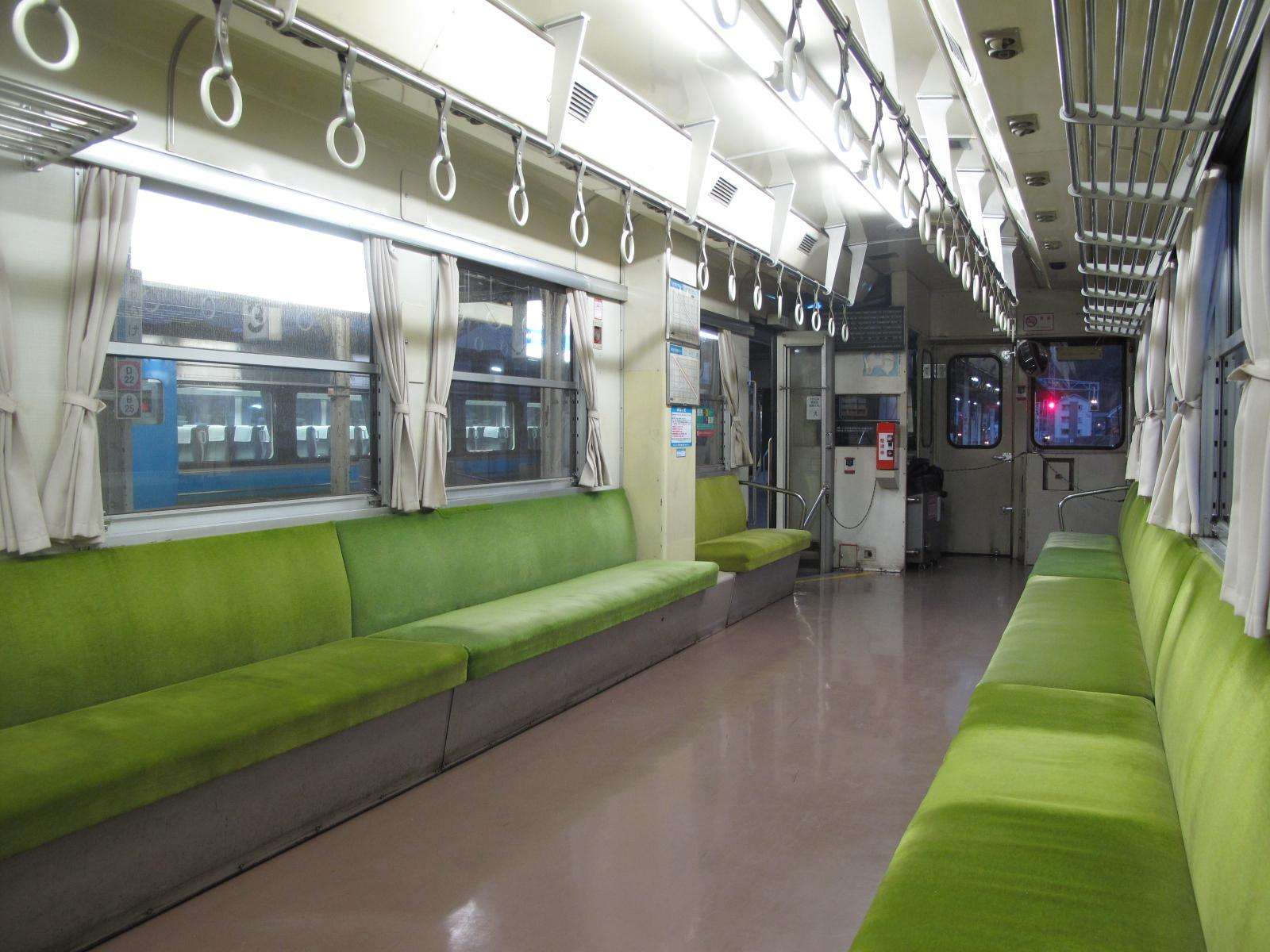 電車で何まで食べていい？