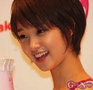 剛力彩芽、ネットで叩かれていることを気にして体調不良に…「2ちゃんねる禁止令」も出される。