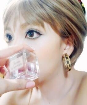 ざわちん、今回の最新ものまねメイクは浜崎あゆみ！やはり期待を裏切らない完成度！！