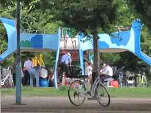 大阪の生活保護受給者、児童公園で賭けマージャン横行〜近隣住民困惑、遅れる行政の対応 | ビジネスジャーナル