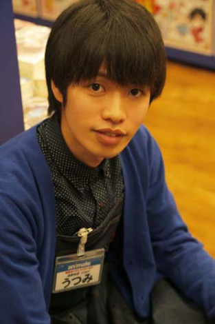 「イケメン書店員」のサイン&握手会に女子の大行列 ←いけめ…ん?