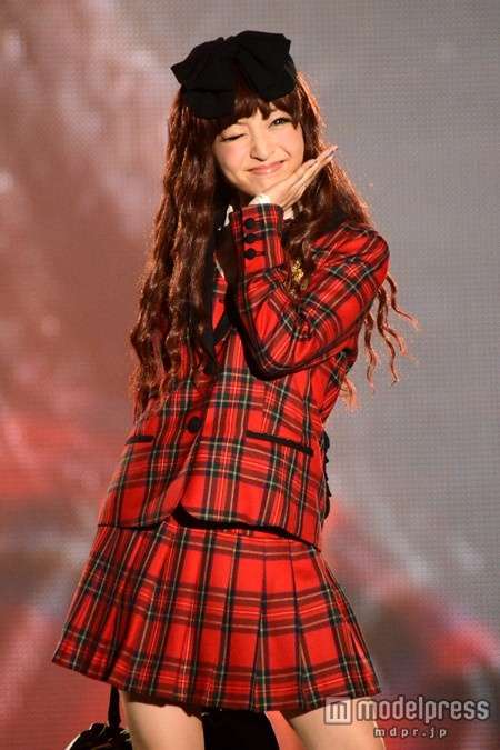 「東京ランウェイ2013 AUTUMN/WINTER」で神田沙也加が1万5千人の観客魅了！