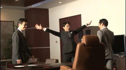 上戸彩がドラマ『半沢直樹』打ち上げ二次会で吉野家の牛丼早食い挑戦