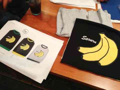 辻希美が立ち上げた子供服ブランド「Saruru」の大人用をご覧ください